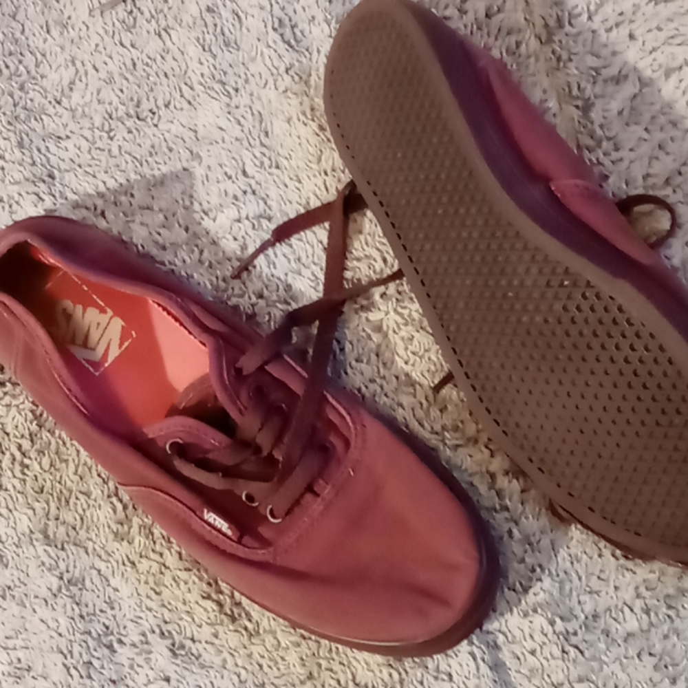 Vans Shoes, Women's 7.5, Maroon